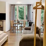 Deluxe In Der Stadt * Freiburg im Breisgau